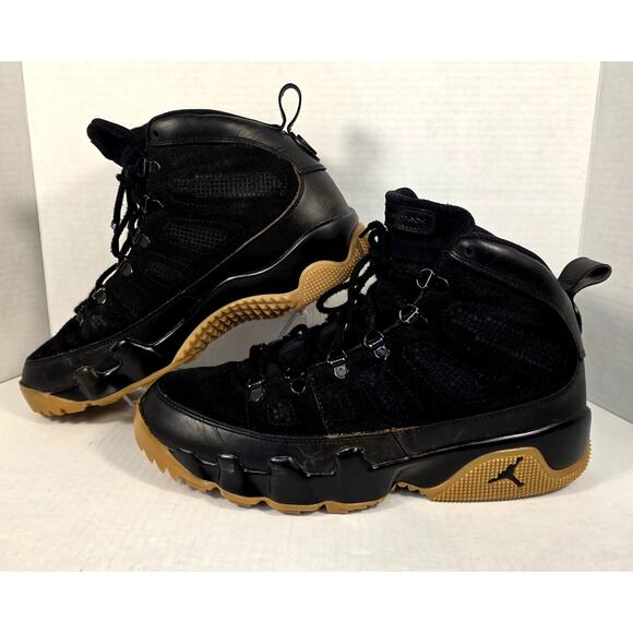 Nike Air Jordan 9 Retro Boot NRG Black Light Gum AR4491-025 Men 10.5 Sneakerboot main image 10
